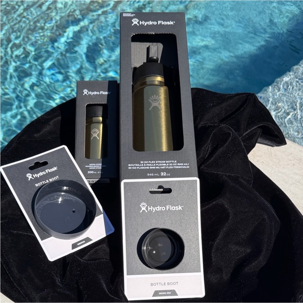 Hydro Flask Gold & Black Bottle Set With Bottle Boots New With Tags - Picture 12 of 13
